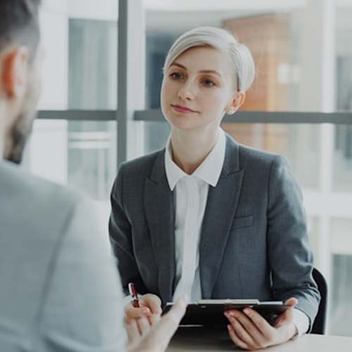 Prise en Charge des Patients Internationaux à Paris - Support Linguistique​